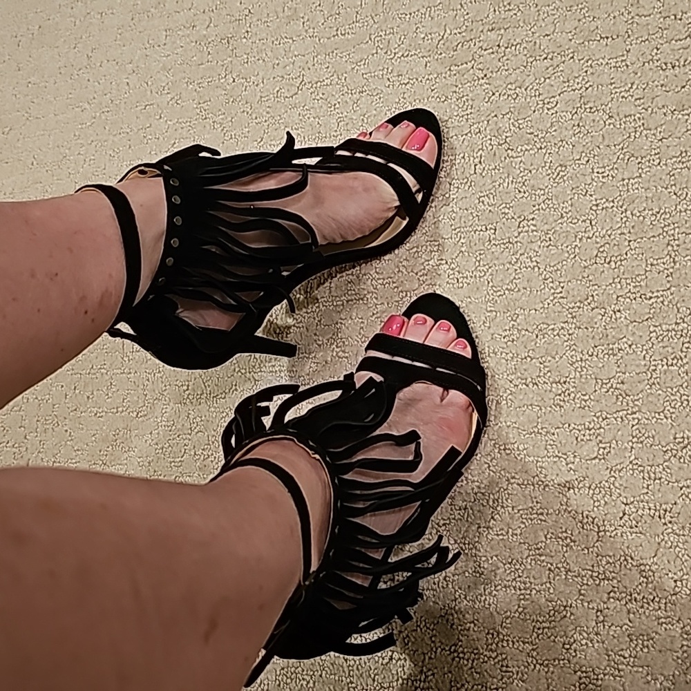 NWOT Nine West Fringe Heels